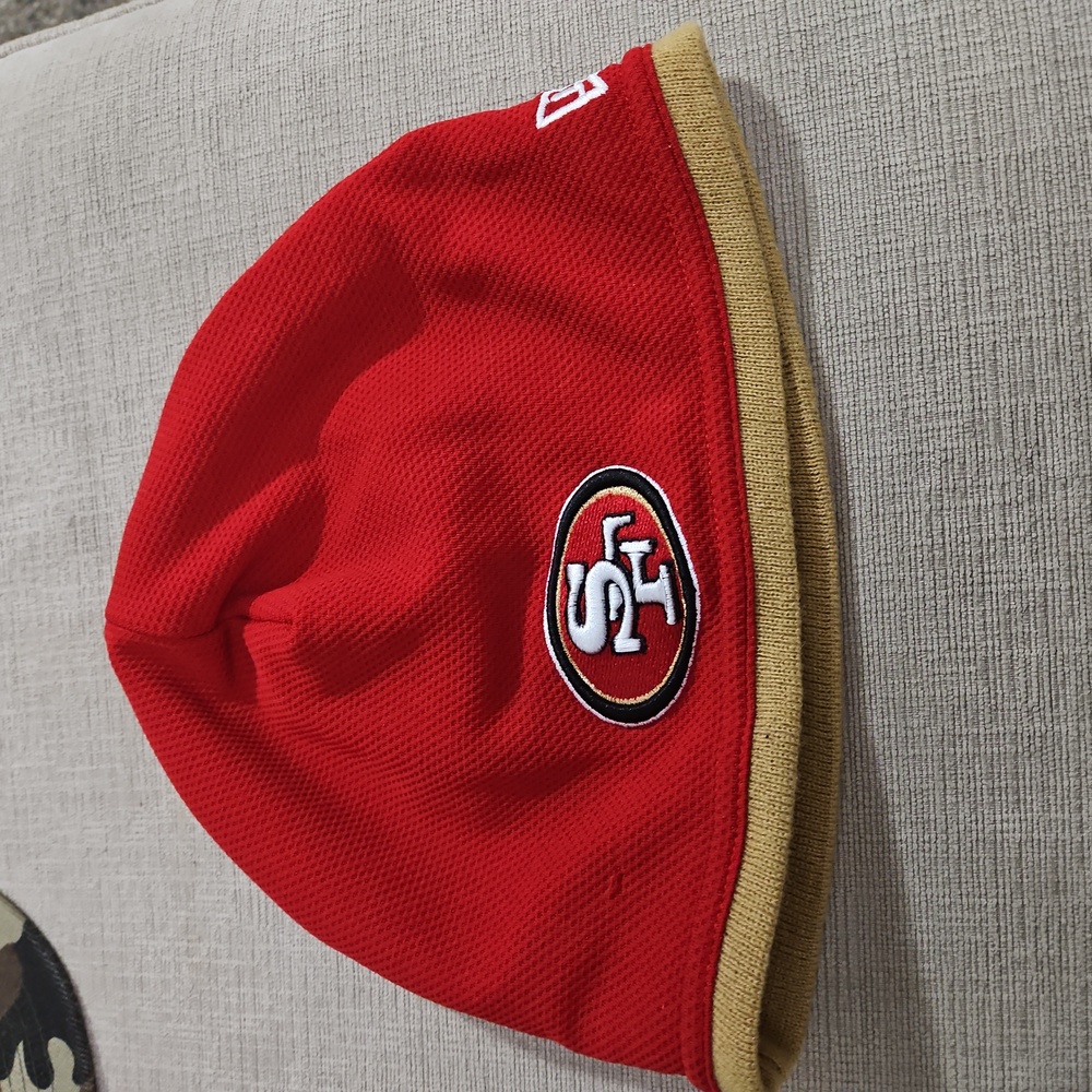 New Era San Francisco 49ers Cap. New Without Tags. OSFM.